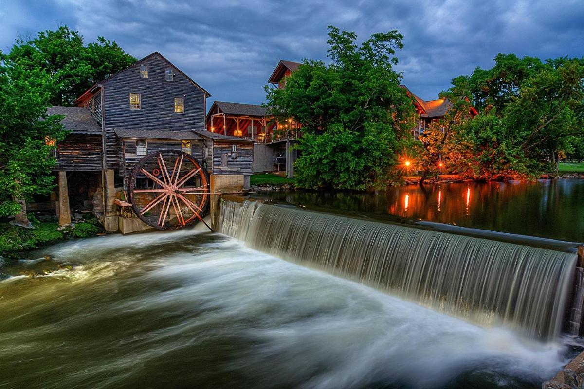 Bear Den, Hot Tub, 1089 Of Free Attraction Tickets For Each Paid Day, Dollywood And More! Sevierville Zewnętrze zdjęcie